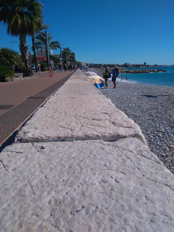 Hotel Restaurant Brasilia Cagnes-sur-Mer Eksteriør bilde